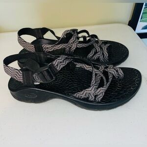 Chaco Updraft EcoTread X2 sandals ladies blk white strappy hiking sz 8
